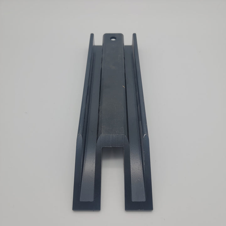 APC KA0306 Atlas Extension Arm Kit, Extends Bracket 12"-16"